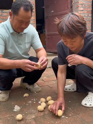 河南溏心变蛋纯手工制作30枚一箱 又到了吃变蛋的季节 #溏心变蛋 #河南特产