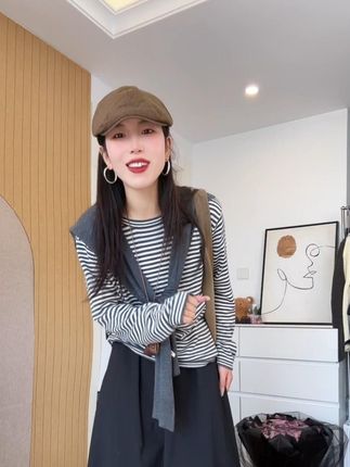 秋上新Hers简约休闲通勤百搭松紧腰半身裙气质显瘦气球花苞中长裙#百搭 #时尚 #舒适 #显瘦 #透气