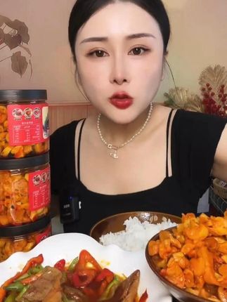 高山麻辣萝卜干240克/罐嘎嘣脆香辣萝卜干开味下饭罐装 #麻辣萝卜干#嘎嘣脆#太好吃了#下饭菜#下饭神器@DOU+上热门 @DOU+小助手