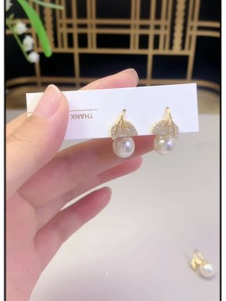 轻奢法式两戴玉叶恋珠耳钉#耳钉