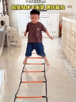 这音乐好上头!😊每天花十分钟带娃训练!让娃也爱上运动!#儿童长高 #体能训练 #运动长高 #感统训练 #居家锻炼