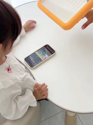 不管怎么摇都不会洒出来的玩具,我想每个妈妈都需要,他还能#开发孩子的大脑,让孩子越来越聪明!#思维训练 #益智玩具
