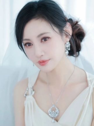 你醒啦,现在是2006年,你是我笔下的第一个言情小说女主#古早 #白月光 #小说女主#抖抖好生活 #星趣研究所
