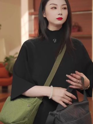 想不出文案 看包吧!!