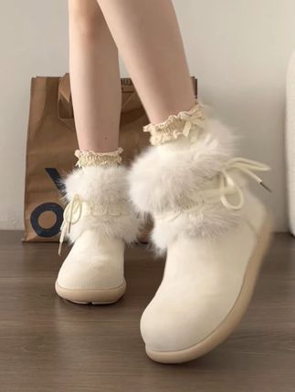 这么美的雪地靴!冬天人手一双 #女鞋 #雪地靴 #百搭鞋子 #短靴 #冬天穿搭