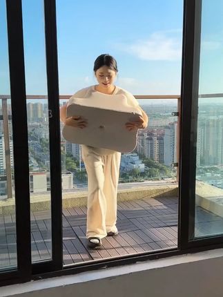 #床上玩手机的正确姿势  #靠枕靠垫