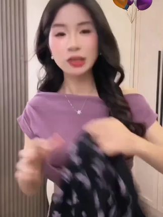 现2025新款D7206夏一字肩修身显瘦短袖T恤高腰碎花半身裙时尚套装 #夏一字 #显瘦