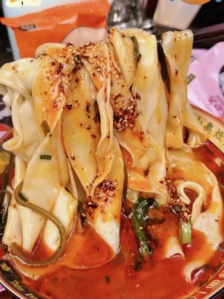 烩面故事国潮脸谱装烩面河南烩面方城烩面河南特产速食面食烩面#速食面食烩面