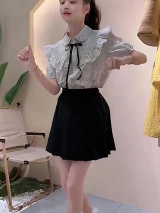 #上热门 生个女儿吧,真的太甜啦~给她留长发,给她穿漂亮的衣服,可可爱爱,健康快乐的长大#高品质童装 #高品质童装 #谁穿谁好看 #夏季新款