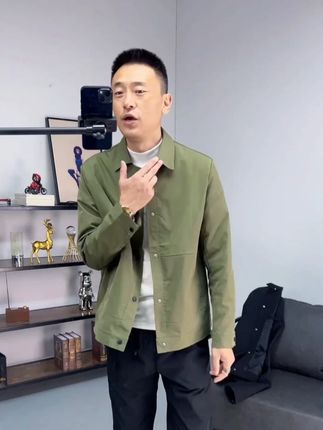 商务休闲翻领男士夹克春秋季公务员夹克秋季修身春秋百搭外套#品质男装 #今天穿什么 #商务休闲 #男士穿搭 #男装