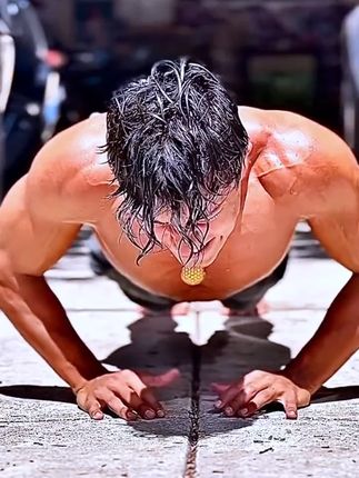 兄弟们要对自己一点,记得每天都要补充两粒!#Foyes男士多维#男士复维#健身#男人必备
