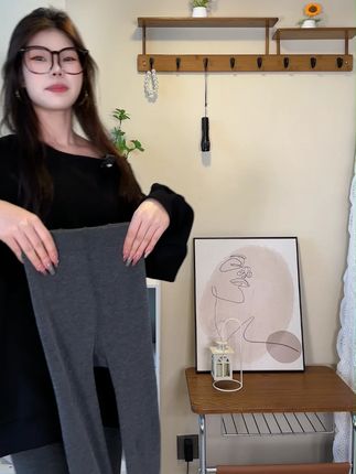 秋冬本命打底袜终于被我挖到了 秋冬本命打底袜终于被我挖到了,包裹感很好,不卡裆 不掉档