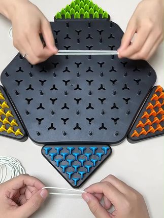 【暑假礼物】老师推荐连锁棋益智桌面游戏新品橡皮筋三角棋磁力#桌面游戏 #三角棋 #暑假礼物推荐 #桌面益智玩具 #橡皮筋三角棋
