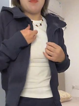 【依凡芙】秋日欧若风棉质连帽休闲套装,时尚来袭! #依凡芙JY720A #棉质连帽套装 #依凡芙套装 #棉质套装 #秋日休闲装