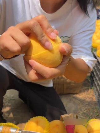 #优质农产品 #锦绣黄桃 #口感特别好