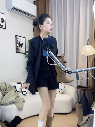 内增高秋冬时尚中筒靴女绒面堆堆靴 #秋冬鞋子 #时尚 #中筒靴 #百搭 #好穿不累脚