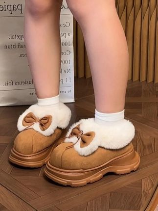 冬天怎么能少的了雪地靴的陪伴~暖暖呼呼的 #雪地靴 #好穿不累脚 #冬季必备 #好穿又好搭 #女鞋推荐