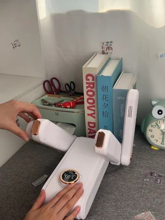 鞋子湿了一顿饭钱,试试这款哄鞋器,轻松烘干,不伤鞋子! #烘鞋器品牌排行榜 #杀菌消毒 #冬天必备