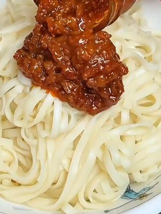【四瓶/六瓶装】香辣牛肉酱拌饭拌面酱调味下饭菜辣椒酱夹馍酱蘸 #牛肉酱 #蘸酱