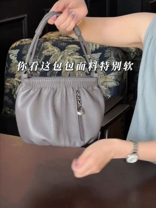 #手提式单肩斜跨包妈妈包婆婆包 #斜挎时尚单肩包 #斜挎休闲包 #单肩包推荐 #超便宜超划算