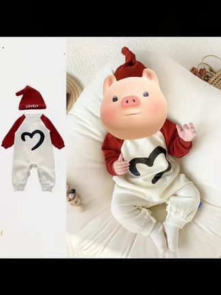 哇塞,一穿出门,回头率超高的休闲连体衣,搭配同色系精灵帽,拍照打卡太出片了。 #今日穿搭 #婴童服装 #春秋新款 #婴儿衣服搭配
