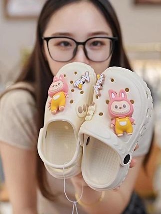 19块9亲子洞洞鞋 #洞洞鞋 #凉拖鞋 #外穿拖鞋 #儿童洞洞鞋 #儿童凉拖鞋 @DOU+小助手