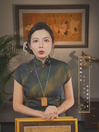 送人送礼 不如送珍贵的金丝楠木装饰画 整幅画全部使用金丝楠木 小叶桢楠制作 老师傅纯手工制作 结合榫卯工艺 拼贴而成#装饰画 #金丝楠木 #熊猫 #纯手工 #传统文化