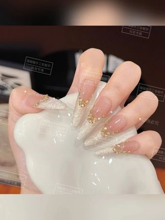 金缕•幻贝 手工穿戴甲贝母螺纹锆石腮红显白光疗美甲可拆卸穿戴甲#穿戴甲 #超好看的美甲 #时尚百搭 #谁还不是小仙女 #一起美美哒