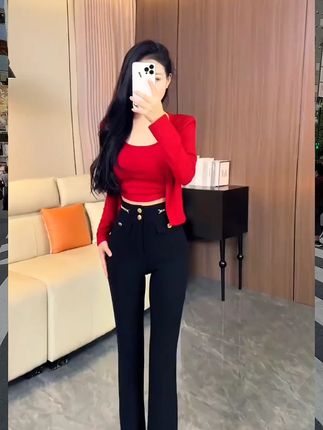 #显高显瘦  #显高显瘦显腿长  #穿出大长腿  #早秋穿搭  #百搭神裤