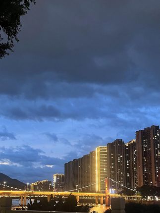 报福版柚子终于上线了!无籽,汁水多,果肉又饱满!皮不粘肉,剥起来太治愈了~ #度尾文旦柚#秋天的第一个柚子#柚子#剥柚子#又到了吃柚子的季节 #度尾文旦柚秋天的第一个柚