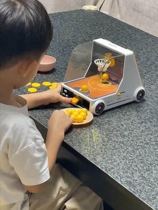 国庆给儿子买的这个#移动篮筐投篮机 真的太棒了!有灯光有音乐有计分,完全解放妈妈双手,不看电视也不着玩手机了,还能锻炼手眼协调跟专注力#儿童玩具 #亲子互动 #儿童益智 #神兽日常