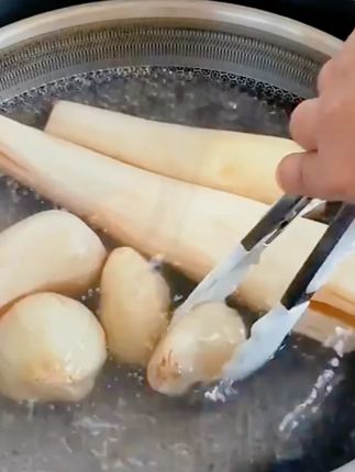 懒角落厨房防烫烤肉夹食物夹食品夹硅胶烧烤夹耐高温煎牛排夹面包,懒角落耐高温食品夹的多用途 厨房好物 懒角落食物夹硅胶 家用厨房防烫夹 耐高温食品夹 烧烤夹烤肉夹 煎牛排夹 在家做美食 #防烫烤肉夹 #耐高温食品夹 #厨房实用小工具