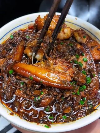 这传统手工艺制作的梅干菜就是香,用来做烧肉扣肉全家人都爱吃#梅干菜 #农村美食 #乡村味道