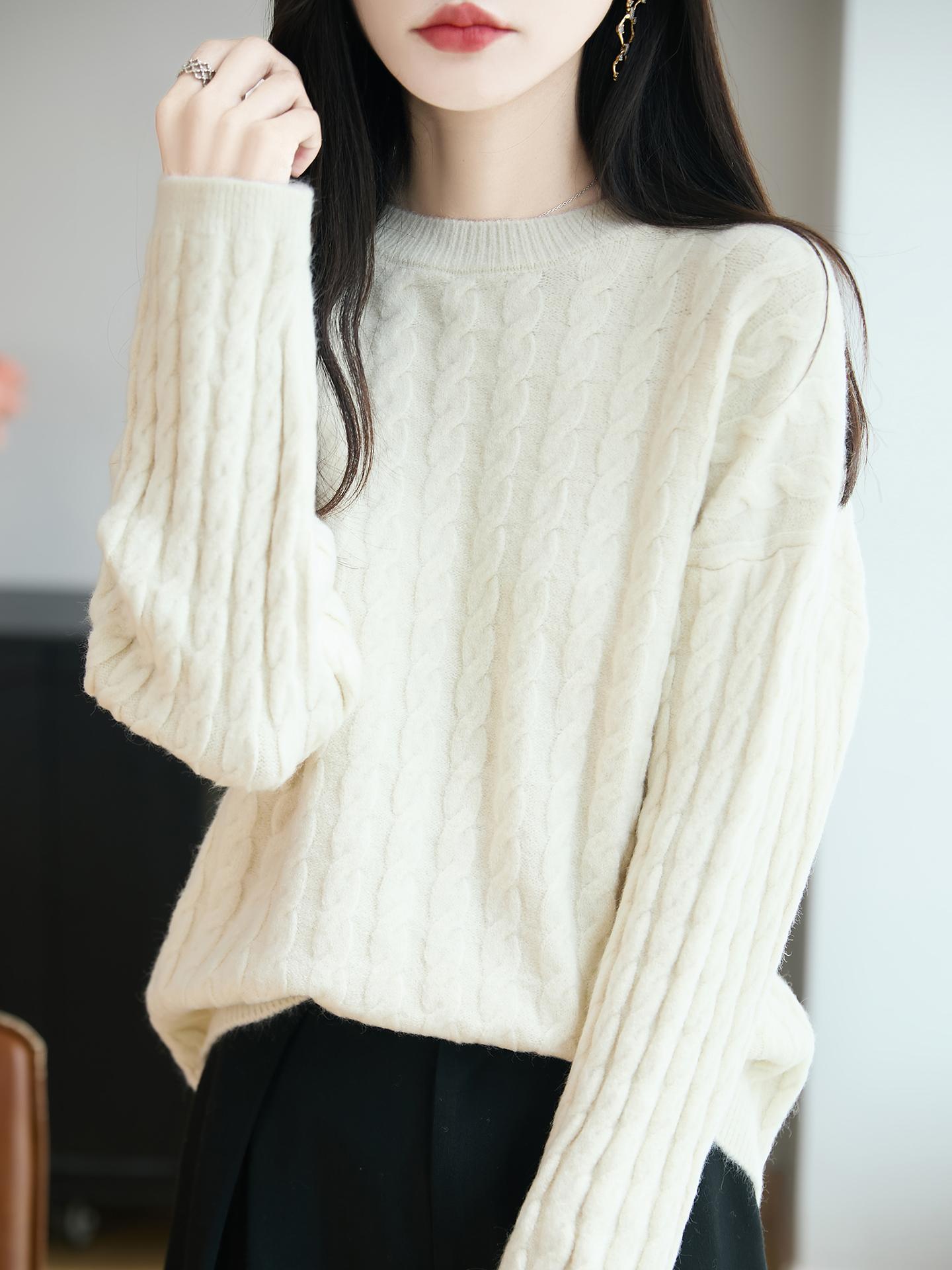 #品质女装 #针织毛衣#秋季穿搭 #百搭打底衫 #时尚洋气 微胖女人穿搭,穿这款针织毛衣打底衫百搭洋气又时尚!
