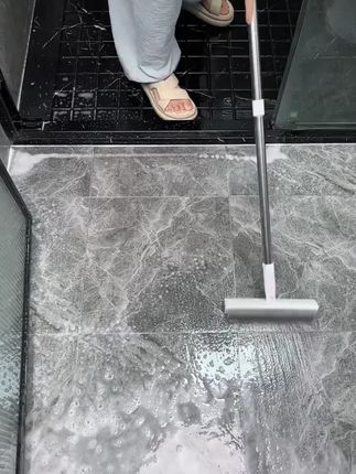 佳帮手厕所刷地刷子卫生间刷地神器浴室清洁无死角硬毛长柄地缝刷#厕所刷 #卫生间清洁 #清洁神器 #硬毛长柄刷 #佳帮手
