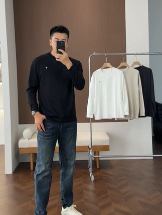 早秋有这件休闲卫衣长袖就够了, 面料柔软舒适,合体微阔版型,时尚有型,百搭不挑人!#早秋穿搭 #品质男装 #卫衣 #长袖T恤 #虎牙兄弟已发