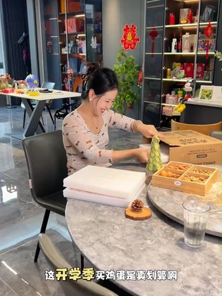 山林散养的土鸡蛋,这价给咱发一大箱60枚,品质真的挺好。#散养土鸡蛋 #土鸡蛋 #农村土鸡蛋
