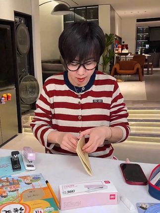 得力订书器 可以旋转的#得力订书器 开学时真要准备一个#得力订书机 #订书机 #开学文具清单
