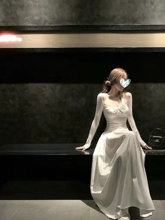 清冷艺术生 秋季设计感镂空针织拼接连衣裙女气质长裙子#连衣裙 #穿出高级感 #显瘦穿搭 #温柔风 #今天穿什么