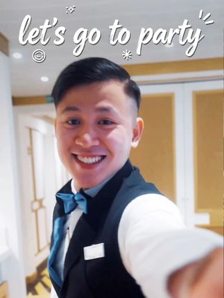 谁是天生舞者?这一刻与你共舞!Let's go to party!#爱达邮轮 #爱达魔都号 #邮轮 #邮轮旅行 #一起来跳舞
