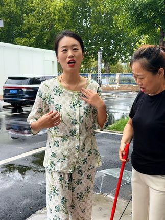 这睡衣自带胸垫的感觉真是太好了,不穿内衣也不觉得尴尬! #超便宜超划算 #好物推荐🔥