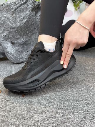N爱户外登山徒步一定要试这双新款昆仑户外越野跑鞋!橡胶止滑大底,脚感颜值双在线#好鞋推荐 #户外运动 #新鞋到了 #抖音商城大牌钜惠