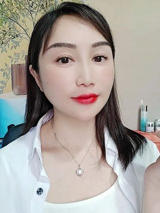 纹唇后发乌,发花,补色还不如用一支红唇乳! #纹绣 #纹唇 #乌唇 #红唇乳