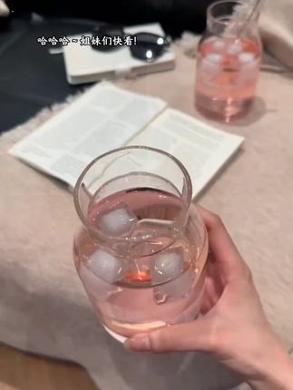 个位数入个带吸管的ins风高硼硅玻璃杯,喝咖啡牛奶饮品都很绝绝子,耐冷耐高温! #玻璃杯 #水杯 #杯子控 #网红水杯 #提升幸福感好物