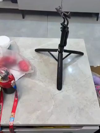 自拍杆不好用?试试这款自拍神器!一杆多用,拍照不求人