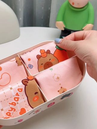 家里宝宝的内裤还没买的,试下这一个纯棉面料又好穿,又不会勒大腿的小内裤啦!双层底裆,透气网眼,不夹屁屁,真的很舒服哦!~#无限回#无限回购的宝藏单品#女童纯棉内裤#宝妈推荐#卡皮巴拉有货啦