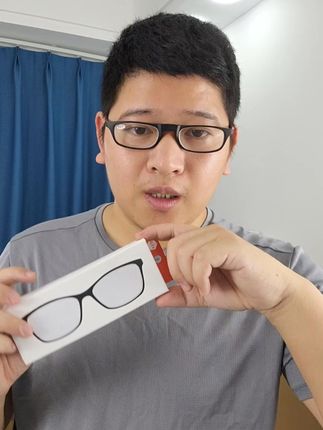 这种老花镜,没见过吧。