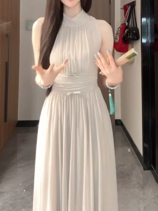 #约会穿搭 #气质仙女裙穿搭#白月光连衣裙 #你要怎么抵抗我#温柔风高级感弹力网纱连衣裙女蝴蝶结飘带设计温柔风长裙 8883#