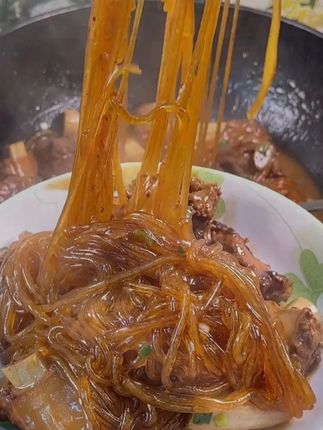 火锅麻辣烫绝配!传统工艺红薯制作,爽滑筋道久煮不烂,家常炖菜必备~ #手工粉条 #地瓜粉 #火锅食材