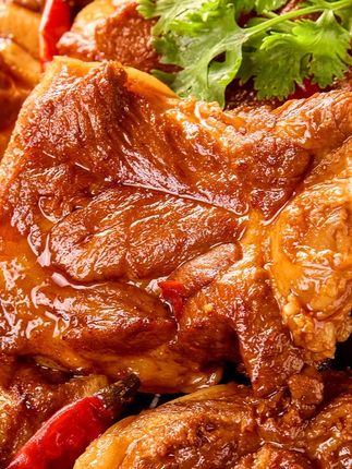 爱吃肉的家人们可有口福了,这个天海藏的超大猪排脆骨火锅真太香,主要是超划算,露营带着也方便,闭眼入!#太香啦  #大口吃肉的感觉真好  #排骨火锅 #火锅